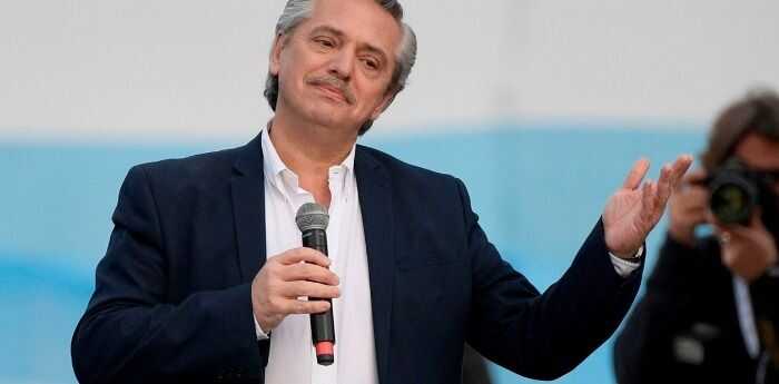Alberto propuso donar la mitad de su sueldo para reparar la violación de la cuarentena